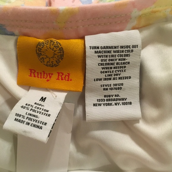 Ruby Rd. Abstract Floral Skirt M FREE SHIP - Picture 3 of 5